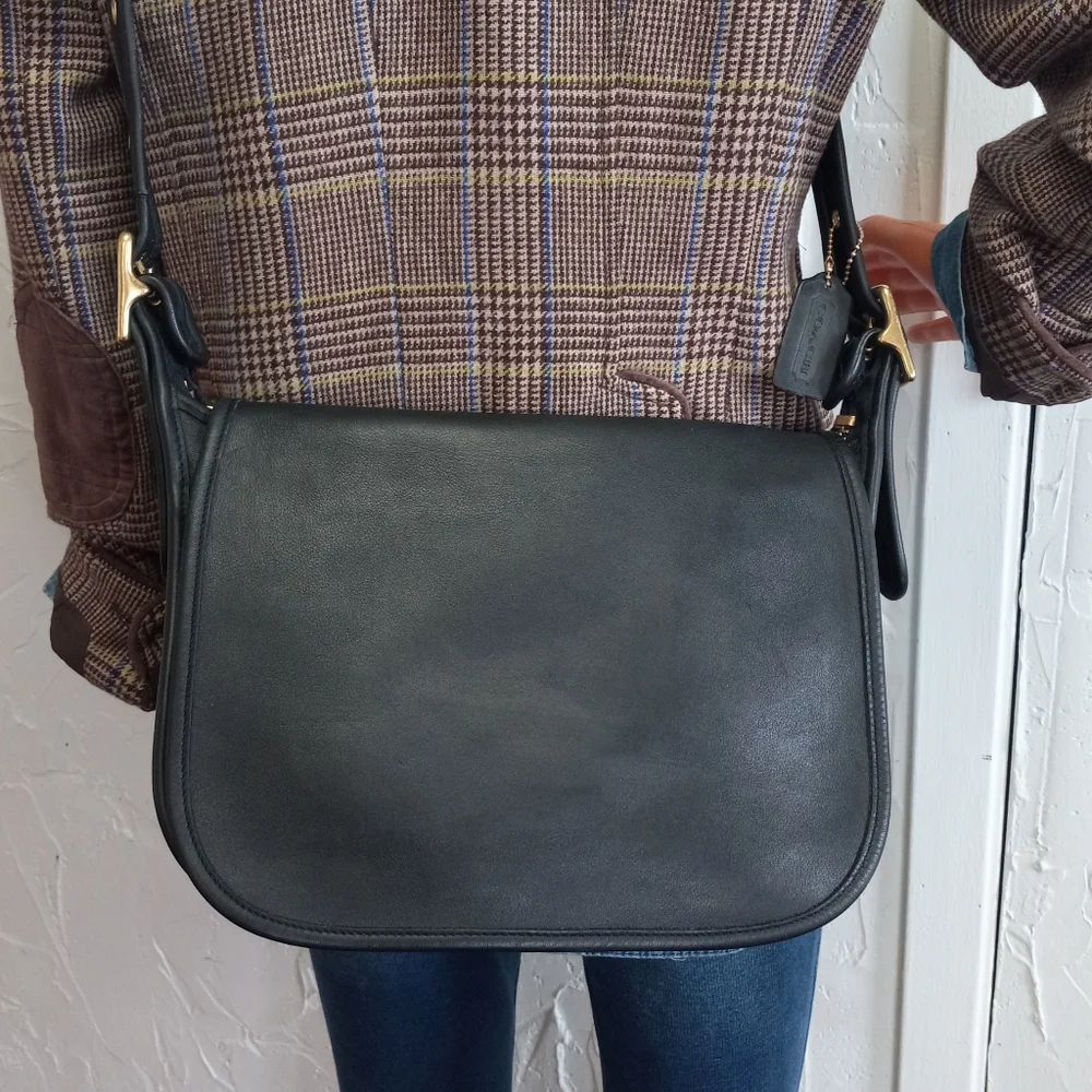 Coach Patricia's Legacy, 2001 Crossbody Bag, #9951 Black